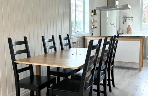 Lillehammer Apartment | Sentral og koselig leilighet!