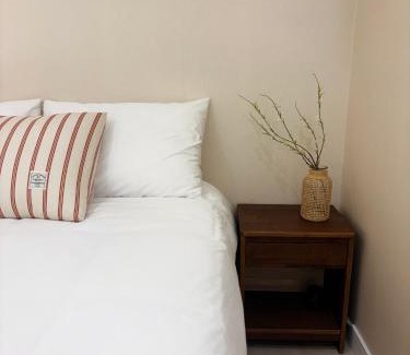 Seochon Apartment | Seochon Lighthouse
