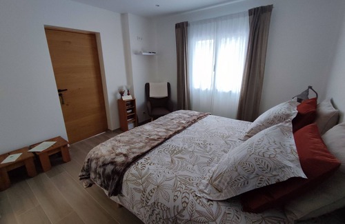 Le Vigan Bed & Breakfast | Separate room with private access