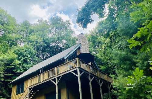 Banner Elk Cabin | Sept weekday special! Every 2nd night half price! Contact host prior to booking