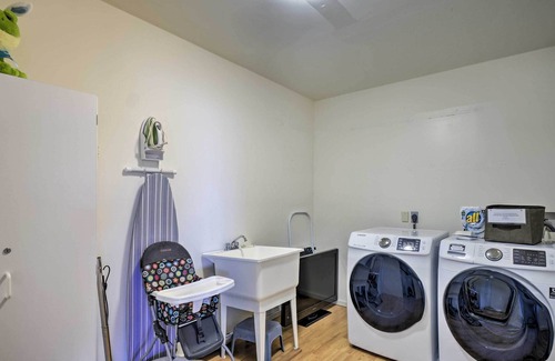 Diamond Point Apartment | Sequim Retreat w/ Views of Protection Island!