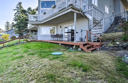 Diamond Point Apartment | Sequim Retreat w/ Views of Protection Island!