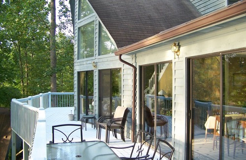 Big Creek House | Serendipity at Cove Pointe - 400 feet of private Lake frontage on Big Creek