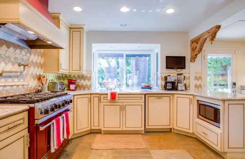 Deepwell Estates House | Serendipity in Deepwell - High End Luxury! Designer Home!