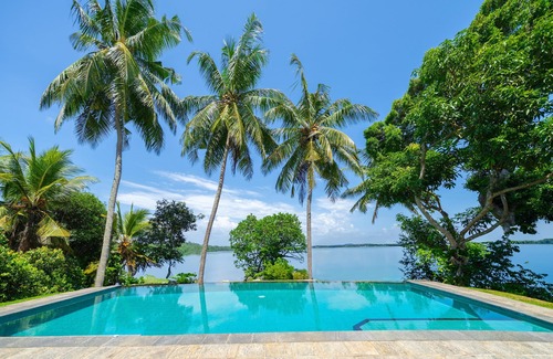 Dodanduwa Villa | Serendipity Lake - Hikkaduwa