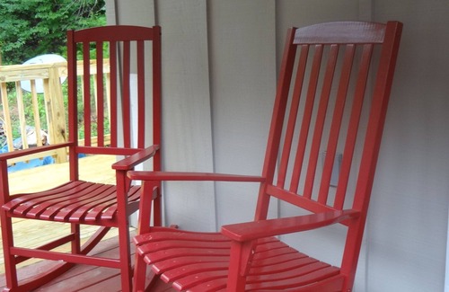 Traphill Cabin | Serendipity Studio: Charming NC Mountainside Cabin @ Roaring River Vineyards