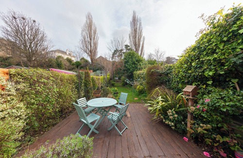 Rathfarnham House | Serene 2BD Home w/Garden — Newtown Little, Dublin!