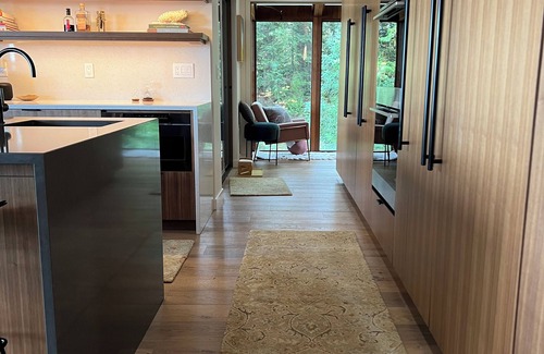 Olympia House | Serene 4BR Mid-Century Oasis w/Spa, Private Beach & Gorgeous Views