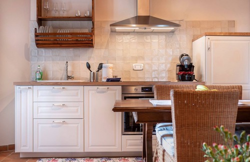 Mombaroccio Apartment | Serene Apartment with Pool
