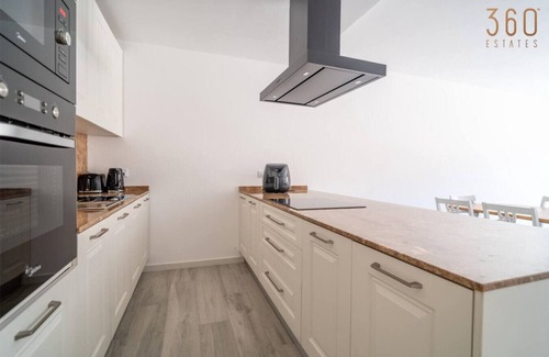 Qala Apartment | Serene Apt with Terrace & Pool & BBQ Access,Qala