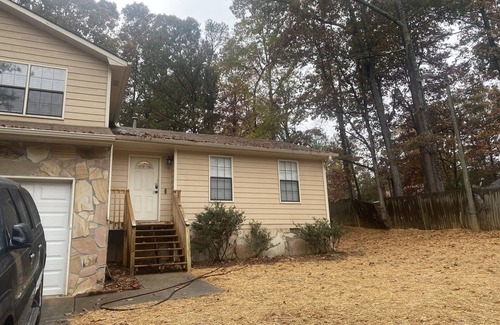 Church Street House | Serene Atlanta Geteway. Entire House