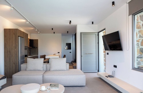 Kamilari Villa | Serene atmosphere, 50 sq.m pool, ultimate privacy!