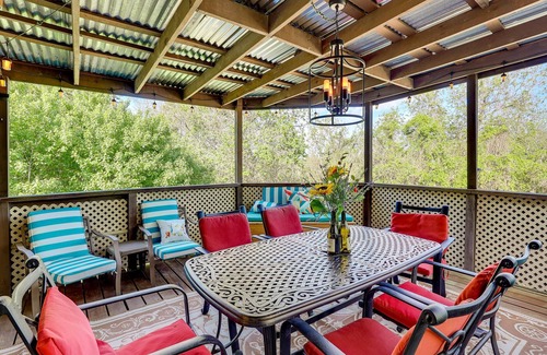 Rambo Riviera House | Serene Beaver Lake Getaway w/ Covered Porch!