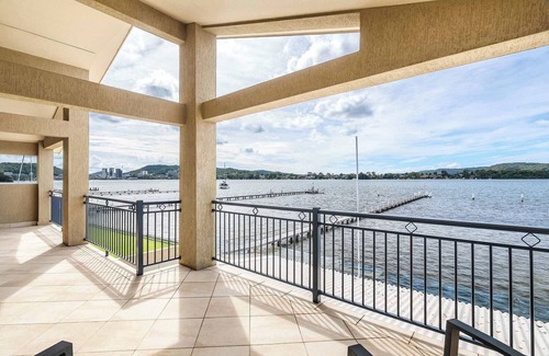 Point Clare House | Serene By Coast Hosting