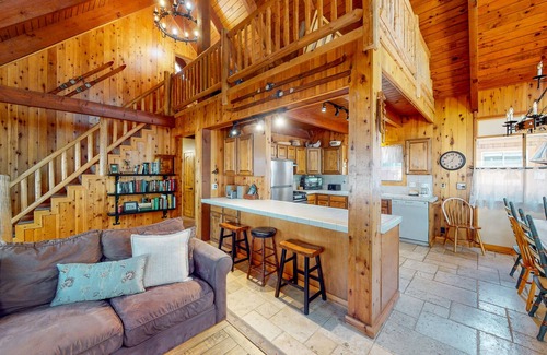 Tahoe Pines Cabin | Serene cabin with expansive deck, grill, fireplace - near skiing - walk to beach
