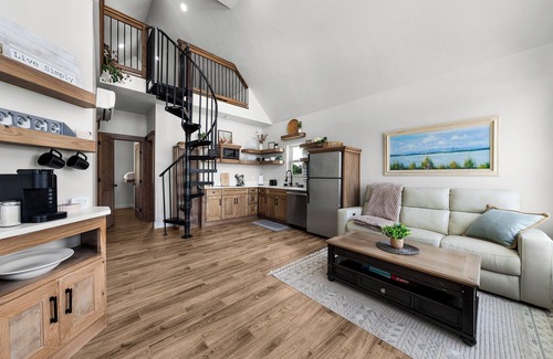 Point House | Serene Cabin with King bed, Loft and Beach! #3