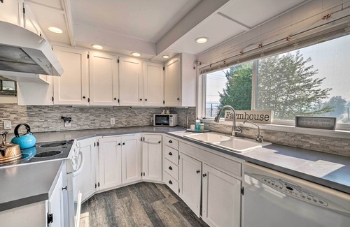 Union Hill-Novelty Hill House | Serene Carnation Abode < 2 Mi to Snoqualmie River