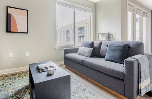 Highland Apartment | Serene Central Austin 1BR w/ Gym, Pool & W/D, nr cafe, by Blueground
