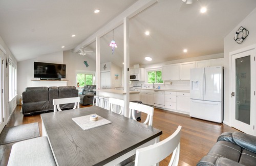 Copalis Beach House | Serene Copalis Beach Getaway: Walk to Beach!
