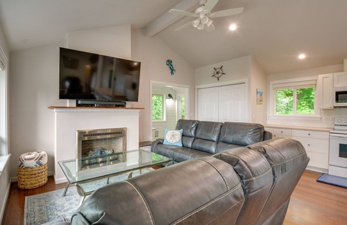 Copalis Beach House | Serene Copalis Beach Getaway: Walk to Beach!