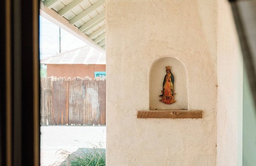 West Old Town House | Serene, earthen home - just one minute from the heart of Old Town Albuquerque!