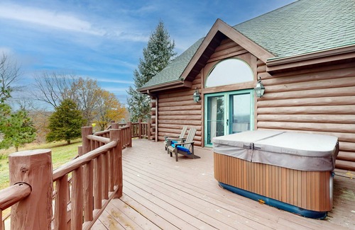 Orange Prairie House | Serene estate home with private pool, stunning 360 views