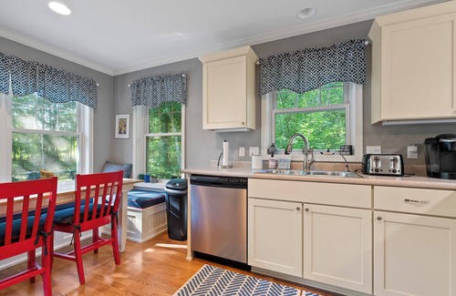 Fish Creek Cottage | Serene Fish Creek Escape- private lot with fire pit