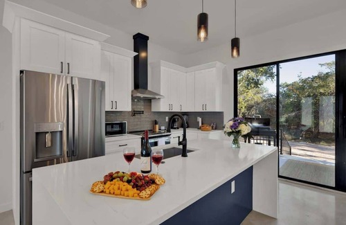 Spring Branch House | Serene Getaway Nestled in the Tx Hill Country!