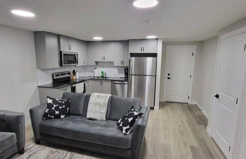 Calgary Apartment | Serene Haven - 1 bedroom apartment.