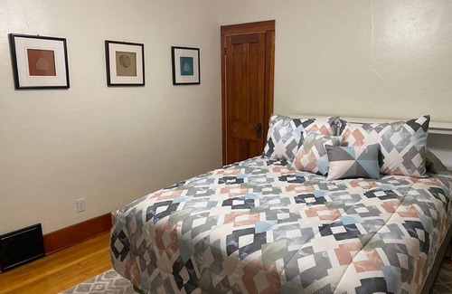Ellis Historical District House | Serene Home One Block From Lake Michigan