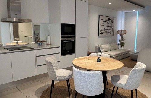 Houghton Estate Apartment | Serene Immaculate Escape