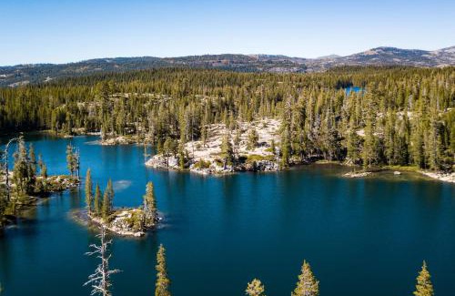 Serene Lakes House | Serene Lakes Splendor