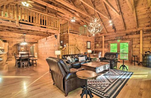 Penrod House | Serene Lewisburg Lakefront Retreat with Dock