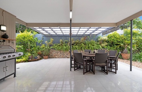 Lammermoor House | Serene ocean & harbour views