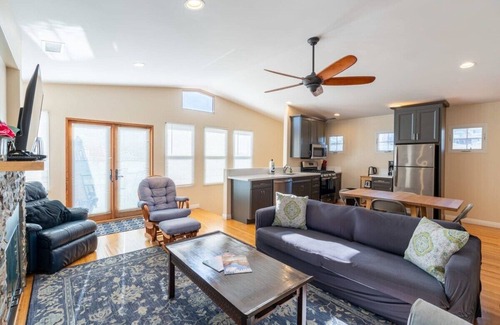 Point Loma Apartment | Serene Point Loma Retreat - Modern 2BR with Views of Point Loma