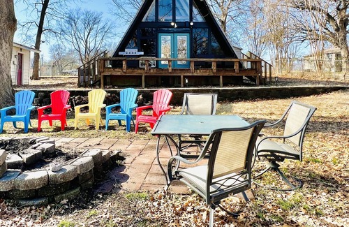 East Tawakoni House | Serene Retreat A-Frame with Lakeview