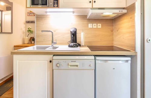 Chamrousse Apartment | Serene Retreat in Chamrousse