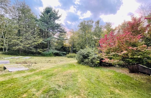 West Stockbridge Cabin | Serene rustic cabin in the Berkshires!
