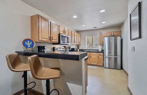Skyline Bel Air Estates Condo | Serene Saguaro- Foothills condo w/heated pool, gym, private courtyard.