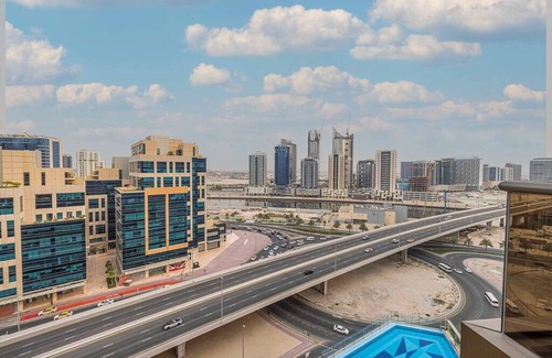 Downtown Dubai Apartment | Serene Studio Apartment In Elite Downtown Dubai