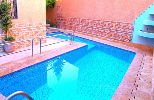 Daoudiate Apartment | Serene Villa Apartment: 4 Bedrooms with Private Pool & Garden only for geusts