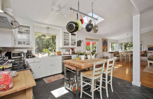 St. Helena House | Serene Wine Country Treasure in Park Setting