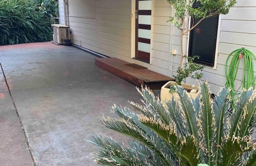 North Tamborine House | Serenity - a mountain getaway for family or groups