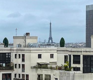 Gambetta Apartment | Serenity Aparthotel, la Défense - Eiffel tower view - 5 min walk to Subway
