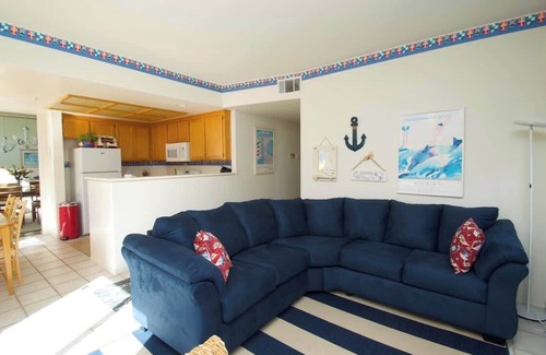 Westside Santa Cruz House | Serenity at Natural Bridges - 5 min Walk to Beach