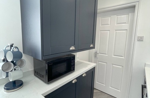 Westoe Apartment | Serenity By The Sea, Stylish Two Bedroom Apartment Near The Beach, South Shields
