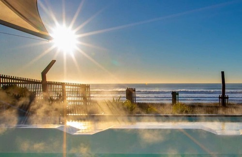 New Brighton House | Serenity by the Sea: Coastal Escape1 bed 1 bath