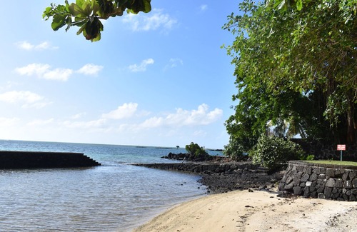 Trou d'Eau Douce Villa | Serenity Cheerful 2-Bedrooms Beachfront Villa.