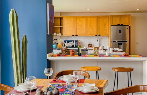 La Condesa Apartment | Serenity Condesa 3 Bedroom Condo w/AC, Castle & sunset view with AC 10 guests