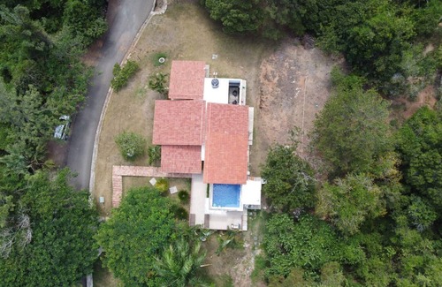 San Jose de las Matas House | Serenity in a 3-bdr Villa in SAJOMA w/Pool, WiFi, AC, Jacuzzi etc